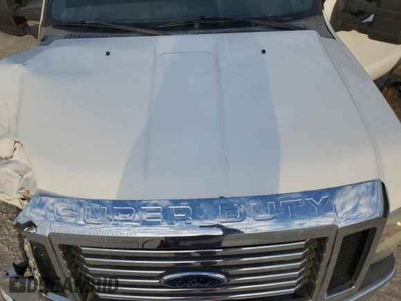 2009 Ford F-250 XL with VIN 1FTSW21R39EB19435, listed as a Copart auction lot 49723815 with 164,301 mi miles and Salvage title. Bid and sale history available at DreamBid. Image 11.