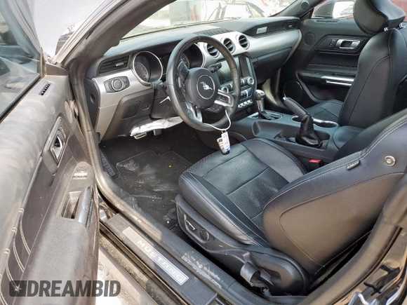 2019 Ford Mustang GT z VIN 1FA6P8CF6K5152848, wystawiony jako Copart lot #57571295 z przebiegiem 57 395 mil mil oraz Szkody całkowita. Historia ofert i sprzedaży dostępna na DreamBid. Obrazek 8.