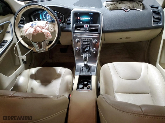 2016 Volvo XC60 T5 Platinum with VIN YV4612RM4G2788494, listed as a Copart auction lot 85662254 with 94,069 mi miles and Salvage Title. Bid and sale history available at carsss.com. Image 8.