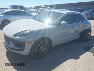 2024 Porsche Macan S с VIN WP1AG2A51RLB39585, выставлен на аукционе IAAI как лот 41750024 с пробегом Не указан миль и . История ставок и продаж доступна на DreamBid. Изображение 2.