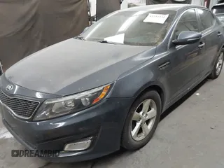 2015 Kia Optima LX z VIN KNAGM4A78F5594402, wystawiony jako IAAI lot #42232732 z przebiegiem 83 363 mil mil oraz . Historia ofert i sprzedaży dostępna na DreamBid. Obrazek 6.