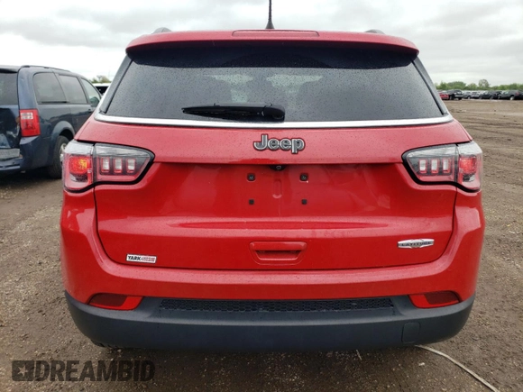 2019 Jeep Compass Latitude z VIN 3C4NJCBBXKT615468, wystawiony jako Copart lot #57355845 z przebiegiem 74 164 mil mil oraz Szkoda całkowita • Salvage title. Historia ofert i sprzedaży dostępna na DreamBid. Obrazek 6.