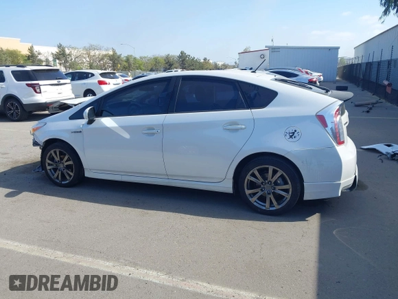 2013 Toyota Prius One with VIN JTDKN3DU8D5672924, listed as a IAAI auction lot 42011744 with 153,772 mi miles. Bid and sale history available at carsss.com. Image 15.