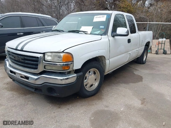 2002 GMC Sierra 1500 SLE with VIN 2GTEC19T121317115, listed as a IAAI auction lot 41446209 with 188,597 mi miles. Bid and sale history available at carsss.com. Image 2.