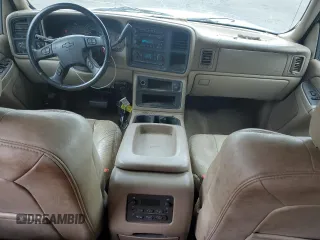 2004 Chevrolet Suburban LT with VIN 1GNFK16Z94J130902, listed as a Copart auction lot 68551464 with 253,835 mi miles and Salvage Title. Bid and sale history available at carsss.com. Image 8.