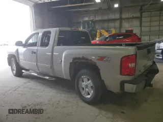 2007 Chevrolet Silverado 1500 LT w/1LT with VIN 2GCEK19JX71637638, listed as a Copart auction lot 47539325 with 145,440 mi miles and Salvage Title. Bid and sale history available at carsss.com. Image 2.