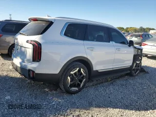 2024 Kia Telluride EX with VIN 5XYP34GC9RG564038, listed as a Copart auction lot 87789455 with 3,922 mi miles and Salvage Title. Bid and sale history available at DreamBid. Image 3.