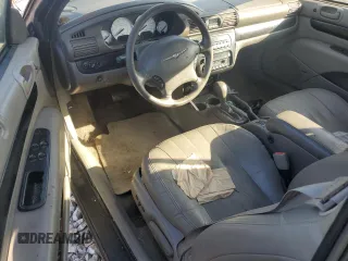 2005 Chrysler Sebring Limited with VIN 1C3EL65R25N662006, listed as a Copart auction lot 48552255 with 125,728 mi miles and Salvage Title. Bid and sale history available at DreamBid. Image 8.