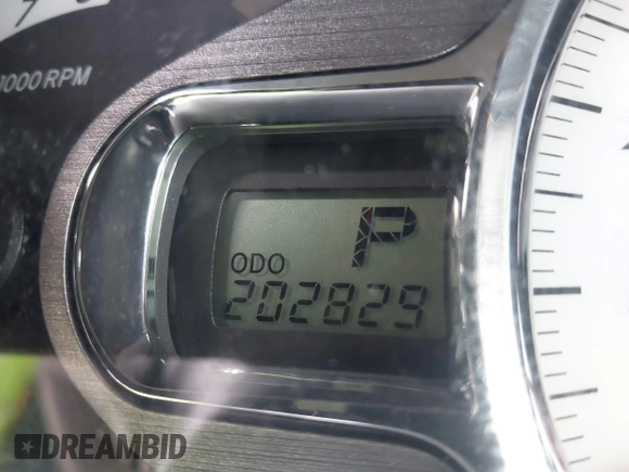 2011 Toyota Sienna SE with VIN 5TDXK3DC4BS152605, listed as a IAAI auction lot 42197758 with 202,829 mi miles and . Bid and sale history available at DreamBid. Image 15.