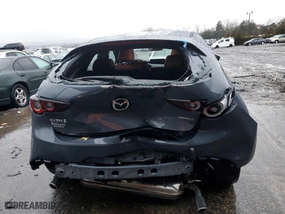 2022 Mazda Mazda3 Hatchback Preferred with VIN JM1BPALL6N1502481, listed as a Copart auction lot 70162962 with 18,714 mi miles. Bid and sale history available at carsss.com. Image 6.