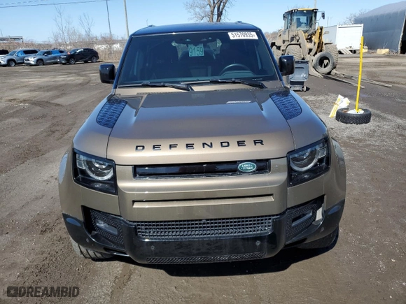 2024 Land Rover Defender X-Dynamic SE with VIN SALE27EU9R2253736, listed as a Copart auction lot 51570935 with 36,584 mi miles and Non Repairable. Bid and sale history available at carsss.com. Image 5.