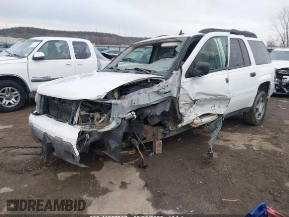 2006 Chevrolet TrailBlazer LS with VIN 1GNET16S666140823, listed as a IAAI auction lot 41557307 with 241,100 mi miles and . Bid and sale history available at DreamBid. Image 6.
