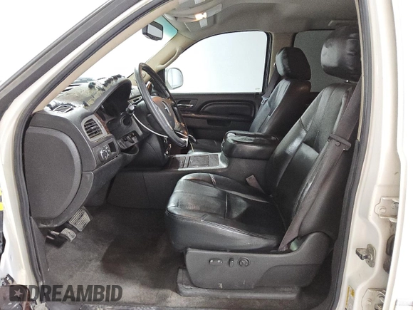 2011 GMC Sierra 1500 Denali z VIN 3GTP2XE21BG345323, wystawiony jako Copart lot #43329045 z przebiegiem 236 126 mil mil oraz Czysty tytuł • Clean title. Historia ofert i sprzedaży dostępna na DreamBid. Obrazek 7.