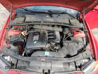 2007 BMW 3 Series 328i z VIN WBAVA33517KX80212, wystawiony jako Copart lot #55639855 z przebiegiem 246 801 mil mil oraz Szkoda całkowita • Salvage title. Historia ofert i sprzedaży dostępna na DreamBid. Obrazek 11.