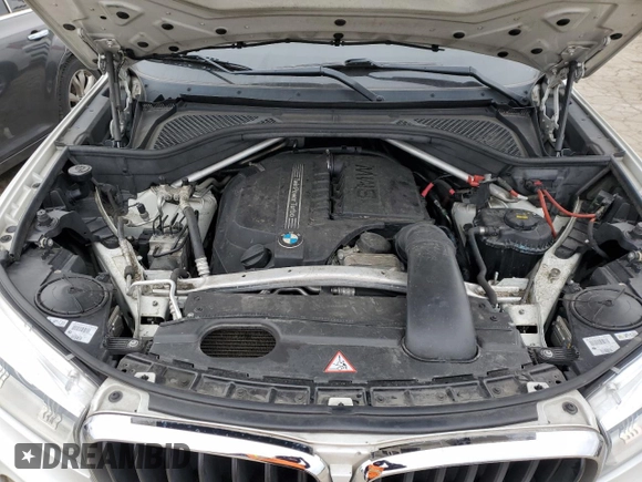 2014 BMW X5 xDrive35i with VIN 5UXKR0C52E0H27333, listed as a Copart auction lot 43333435 with 170,053 mi miles and Clean Title. Bid and sale history available at carsss.com. Image 11.