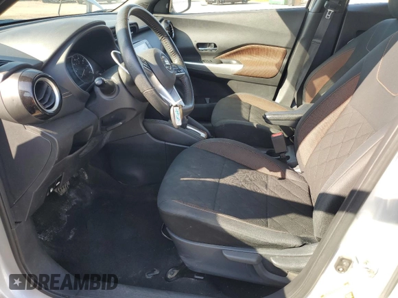 2020 Nissan Kicks SR with VIN 3N1CP5DV0LL527445, listed as a Copart auction lot 54215085 with 109,953 mi miles and Clean Title. Bid and sale history available at carsss.com. Image 7.