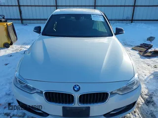 2014 BMW 3 Series 328i xDrive with VIN WBA3B3C55EJ978766, listed as a IAAI auction lot 41535194 with 110,387 mi miles. Bid and sale history available at carsss.com. Image 11.