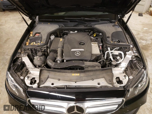 2019 Mercedes-Benz E-Class E 300 with VIN WDDZF4KB9KA550344, listed as a Copart auction lot 71108152 with 23,210 mi miles. Bid and sale history available at carsss.com. Image 11.