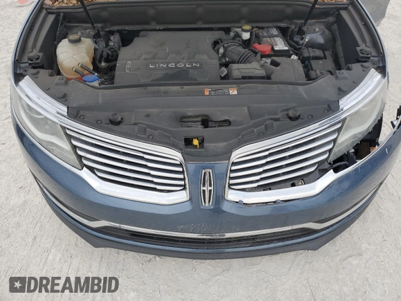 2018 Lincoln MKX Premiere with VIN 2LMPJ6JR1JBL50118, listed as a Copart auction lot 88996845 with 57,043 mi miles and Salvage Title. Bid and sale history available at carsss.com. Image 12.