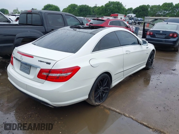 2012 Mercedes-Benz E 550 with VIN WDDKJ7DB7CF156716, listed as a IAAI auction lot 41915988 with 180,809 mi miles and . Bid and sale history available at DreamBid. Image 4.