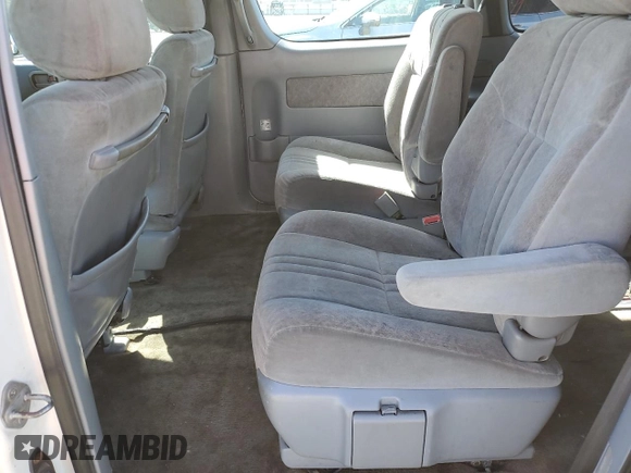 2000 Toyota Sienna LE with VIN 4T3ZF13C2YU254124, listed as a Copart auction lot 52034205 with 178,072 mi miles and Clean Title. Bid and sale history available at carsss.com. Image 11.