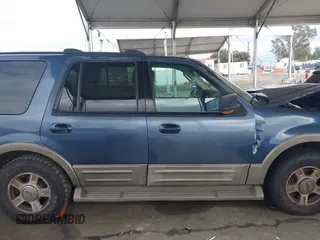 2004 Ford Expedition Eddie Bauer с VIN 1FMFU18L64LA20952, выставлен на аукционе IAAI как лот 41777399 с пробегом 253 488 миль миль и . История ставок и продаж доступна на DreamBid. Изображение 13.