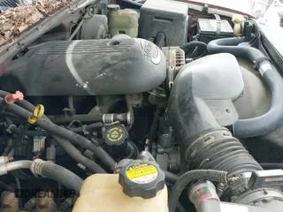 2002 Chevrolet Silverado 1500 LS with VIN 2GCEC19T221106229, listed as a IAAI auction lot 42352463 with 324,514 mi miles and . Bid and sale history available at DreamBid. Image 19.