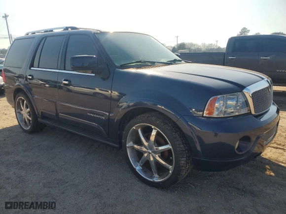 2004 Lincoln Navigator Luxury with VIN 5LMFU27R64LJ07484, listed as a Copart auction lot 45623885 with 171,972 mi miles and Clean Title. Bid and sale history available at carsss.com. Image 4.
