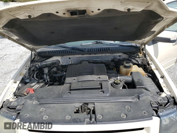 2007 Ford Expedition Limited z VIN 1FMFU19567LA68150, wystawiony jako Copart lot #51311695 z przebiegiem 268 131 mil mil oraz Szkoda całkowita • Salvage title. Historia ofert i sprzedaży dostępna na DreamBid. Obrazek 12.