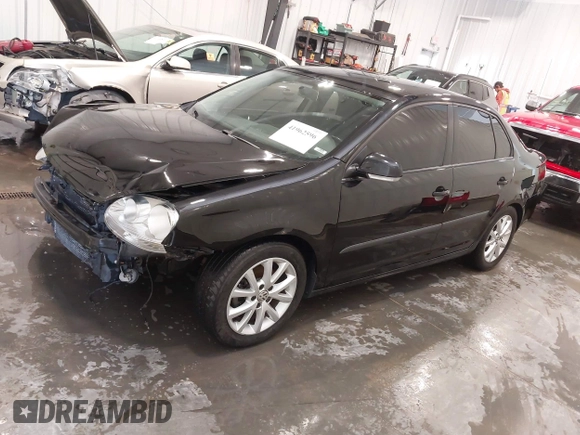 2010 Volkswagen Jetta Limited Edition с VIN 3VWAX7AJ0AM074675, выставлен на аукционе IAAI как лот 41962596 с пробегом 101 465 миль миль и . История ставок и продаж доступна на DreamBid. Изображение 23.
