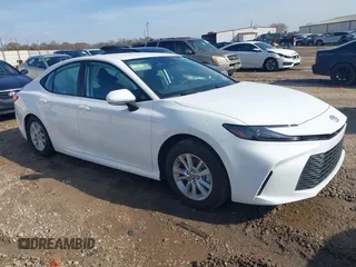 2025 Toyota Camry LE with VIN 4T1DAACK3SU529581, listed as a IAAI auction lot 41376433 with 5,283 mi miles and . Bid and sale history available at DreamBid. Image 1.