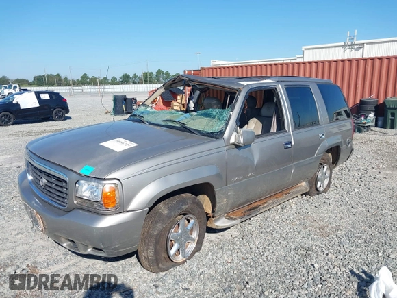 2000 Cadillac Escalade with VIN 1GYEK63R7YR216717, listed as a IAAI auction lot 40438885 with 223,033 mi miles and . Bid and sale history available at DreamBid. Image 2.