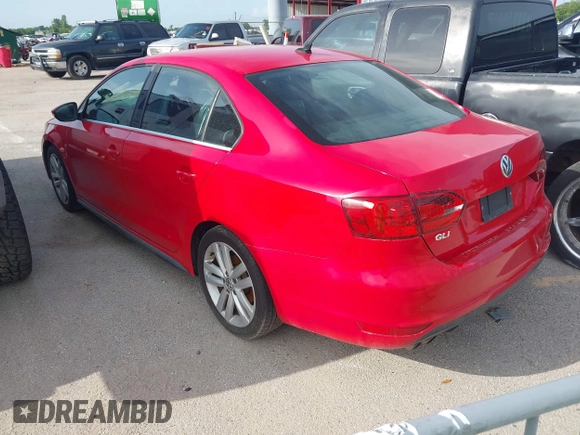 2012 Volkswagen Jetta Autobahn with VIN 3VW567AJ2CM451272, listed as a IAAI auction lot 42534240 with 173,256 mi miles and . Bid and sale history available at DreamBid. Image 3.