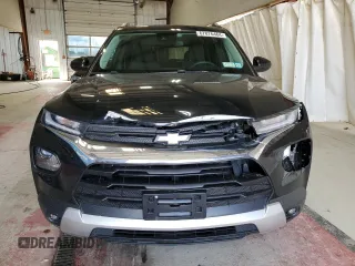 2022 Chevrolet TrailBlazer LT with VIN KL79MRSL1NB037915, listed as a Copart auction lot 67876464 with 27,474 mi miles and Salvage Title. Bid and sale history available at DreamBid. Image 5.