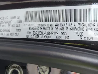 2018 Ram 2500 Laramie with VIN 3C6UR5NL4JG142122, listed as a IAAI auction lot 41638873 with 89,779 mi miles. Bid and sale history available at carsss.com. Image 9.