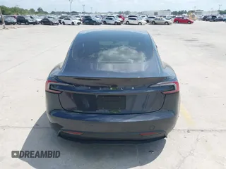 2024 Tesla Model 3 z VIN 5YJ3E1EAXRF864719, wystawiony jako IAAI lot #42129944 z przebiegiem 3 776 mil mil oraz . Historia ofert i sprzedaży dostępna na DreamBid. Obrazek 16.