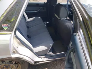 1988 Toyota Camry z VIN JT2SV21E1J3181554, wystawiony jako IAAI lot #42158520 z przebiegiem 167 012 mil mil oraz . Historia ofert i sprzedaży dostępna na DreamBid. Obrazek 8.