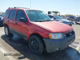 2003 Ford Escape XLT Popular 2 with VIN 1FMYU93123KB02310, listed as a IAAI auction lot 41975073 with 169,864 mi miles. Bid and sale history available at carsss.com. Image 1.