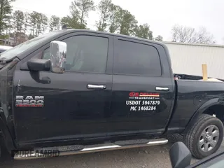 2016 Ram 2500 Laramie with VIN 3C6UR5FL3GG387758, listed as a IAAI auction lot 41522575 with 322,434 mi miles. Bid and sale history available at carsss.com. Image 14.
