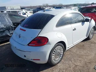 2015 Volkswagen Beetle Fleet Edition with VIN 3VWF17AT1FM623509, listed as a IAAI auction lot 41644985 with 98,648 mi miles and . Bid and sale history available at DreamBid. Image 4.