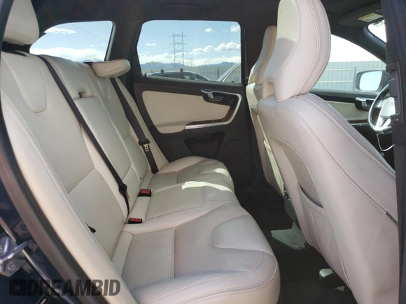 2015 Volvo XC60 T6 Drive-E Platinum with VIN YV449MDM3F2692406, listed as a Copart auction lot 57455215 with 110,470 mi miles and Clean title. Bid and sale history available at DreamBid. Image 11.