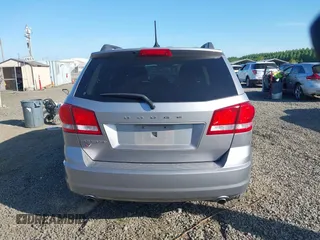 2018 Dodge Journey SE with VIN 3C4PDDAG9JT189824, listed as a IAAI auction lot 42208115 with 97,035 mi miles and . Bid and sale history available at DreamBid. Image 16.