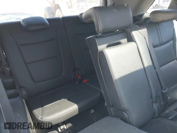 2011 Kia Sorento EX with VIN 5XYKUDA28BG104771, listed as a IAAI auction lot 41875456 with 137,340 mi miles. Bid and sale history available at carsss.com. Image 8.