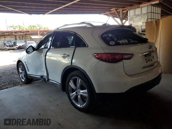 2010 Infiniti FX z VIN JN8AS1MU7AM800312, wystawiony jako Copart lot #46866455 z przebiegiem 181 761 mil mil oraz Szkoda całkowita • Salvage title. Historia ofert i sprzedaży dostępna na DreamBid. Obrazek 2.