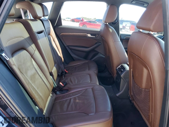 2014 Audi Q5 Premium Plus with VIN WA1LFAFP9EA032821, listed as a Copart auction lot 44739385 with 118,566 mi miles and Salvage title. Bid and sale history available at DreamBid. Image 11.