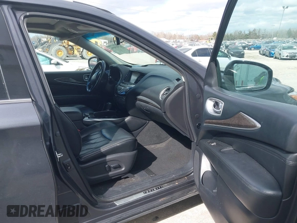 2013 Infiniti JX35 z VIN 5N1AL0MM2DC348245, wystawiony jako IAAI lot #41985096 z przebiegiem 130 127 mil mil oraz . Historia ofert i sprzedaży dostępna na DreamBid. Obrazek 5.