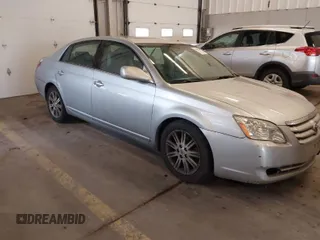 2005 Toyota Avalon XL with VIN 4T1BK36B15U060278, listed as a IAAI auction lot 41667236 with 167,535 mi miles and . Bid and sale history available at DreamBid. Image 1.