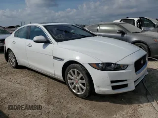 2019 Jaguar XE 25t with VIN SAJAS4FX7KCP51092, listed as a Copart auction lot 76029644 with 83,296 mi miles and Non Repairable. Bid and sale history available at carsss.com. Image 4.
