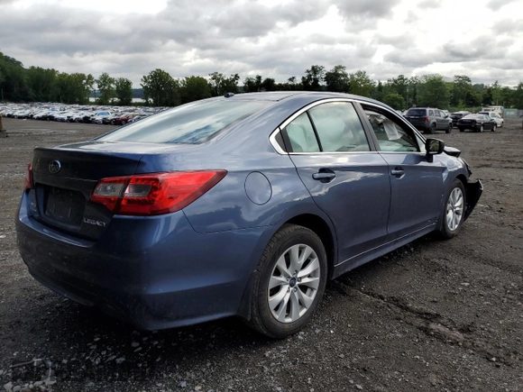 2015 Subaru Legacy 2.5i Premium with VIN 4S3BNBC60F3005888, listed as a Copart auction lot 62510433 with 107,932 mi miles. Bid and sale history available at carsss.com. Image 3.