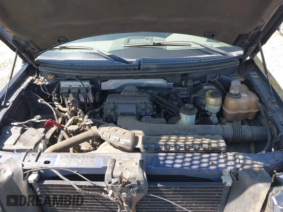 2008 Ford F-150 XLT with VIN 1FTPW12V68FA38420, listed as a IAAI auction lot 41978982 with 151,894 mi miles. Bid and sale history available at carsss.com. Image 10.